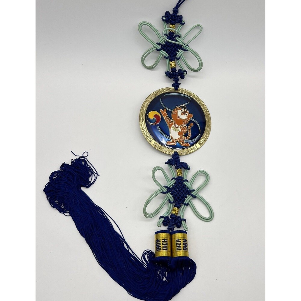 1988 Seoul Olympics Commemorative Hodori Hanging Ornament Asian Knot Wall Decor